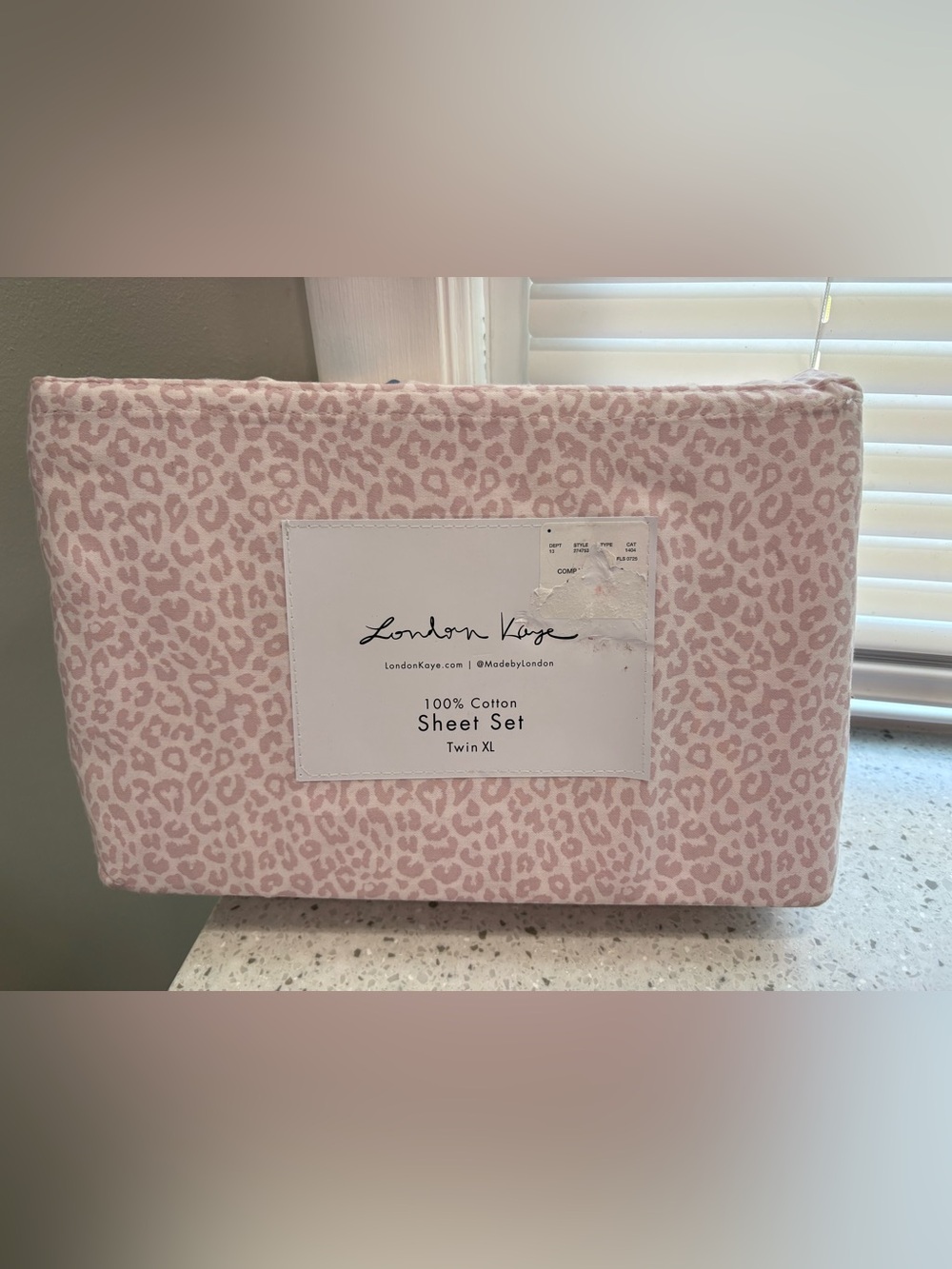 DORM READY NEW London Kaye Pink Leopard 100% Cotton Sheet Set - Twin XL
